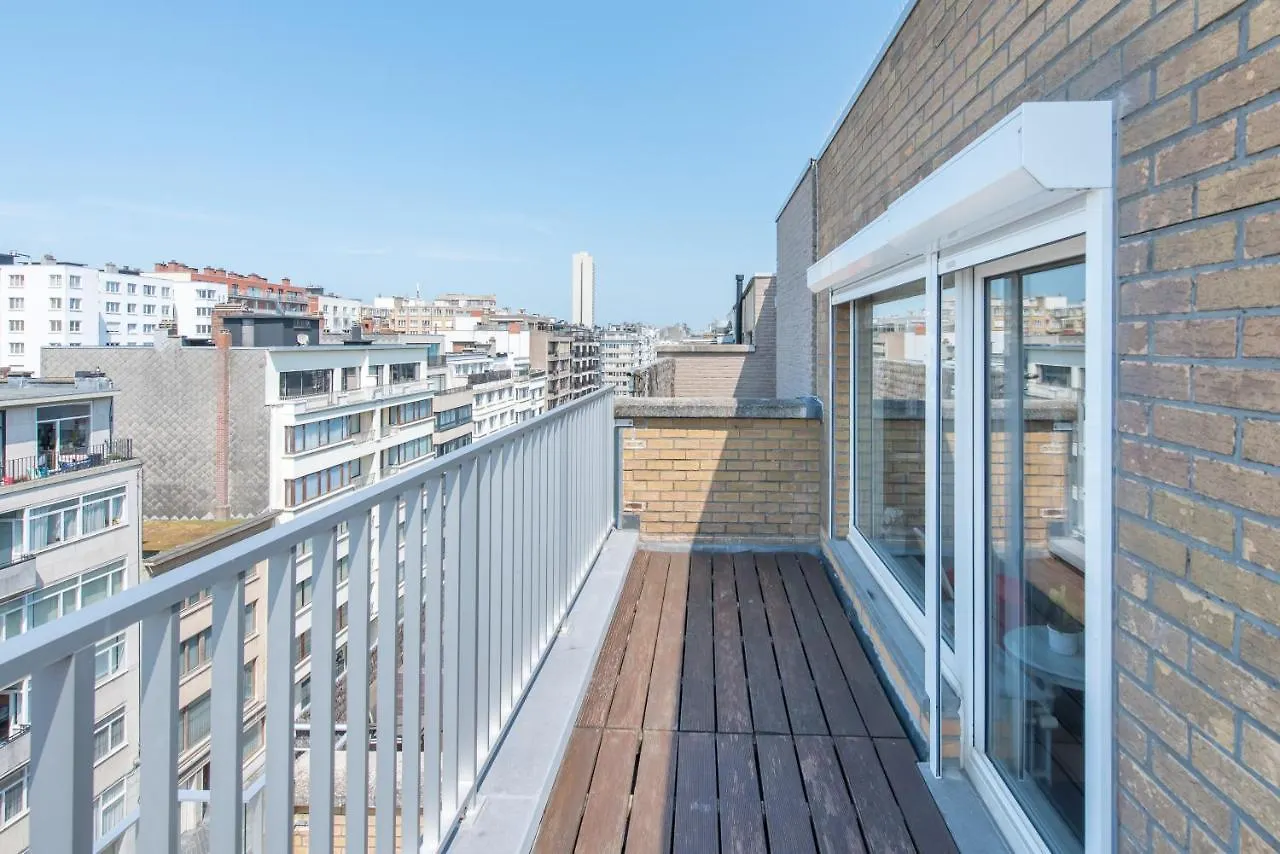Zonnig Penthouse met terrassen Appartement Oostende 0*,  België